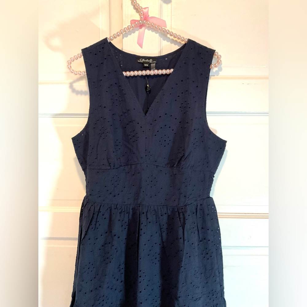 Elegant Navy Blue Sleeveless Dress - Picture 13 of 15